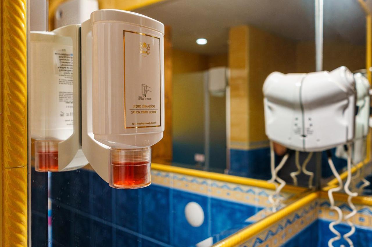 Hotel Avion - Self Check In プロヴディフ エクステリア 写真